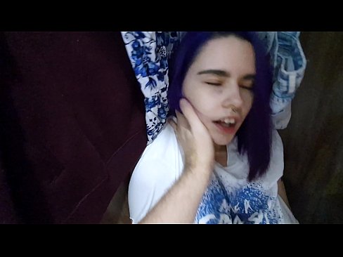 ❤️ الماري ۾ منهنجي سس مليو ۽ هن جي مدد ڪئي ☑ جنس